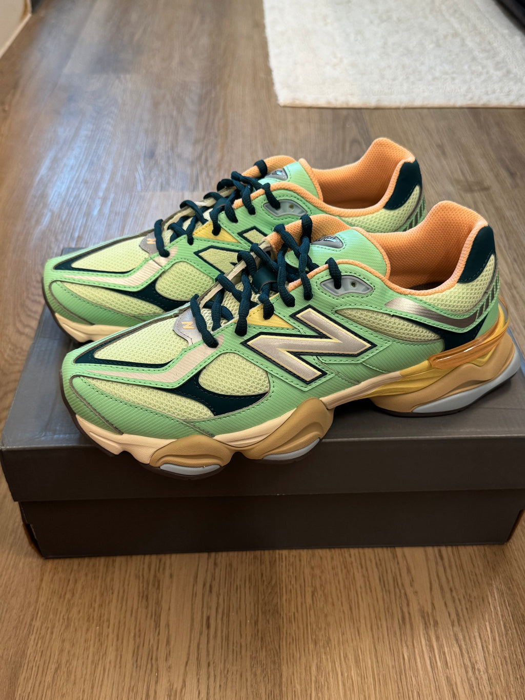 New Balance 9060 “Sweetgrass” – Men’s Size 10.5