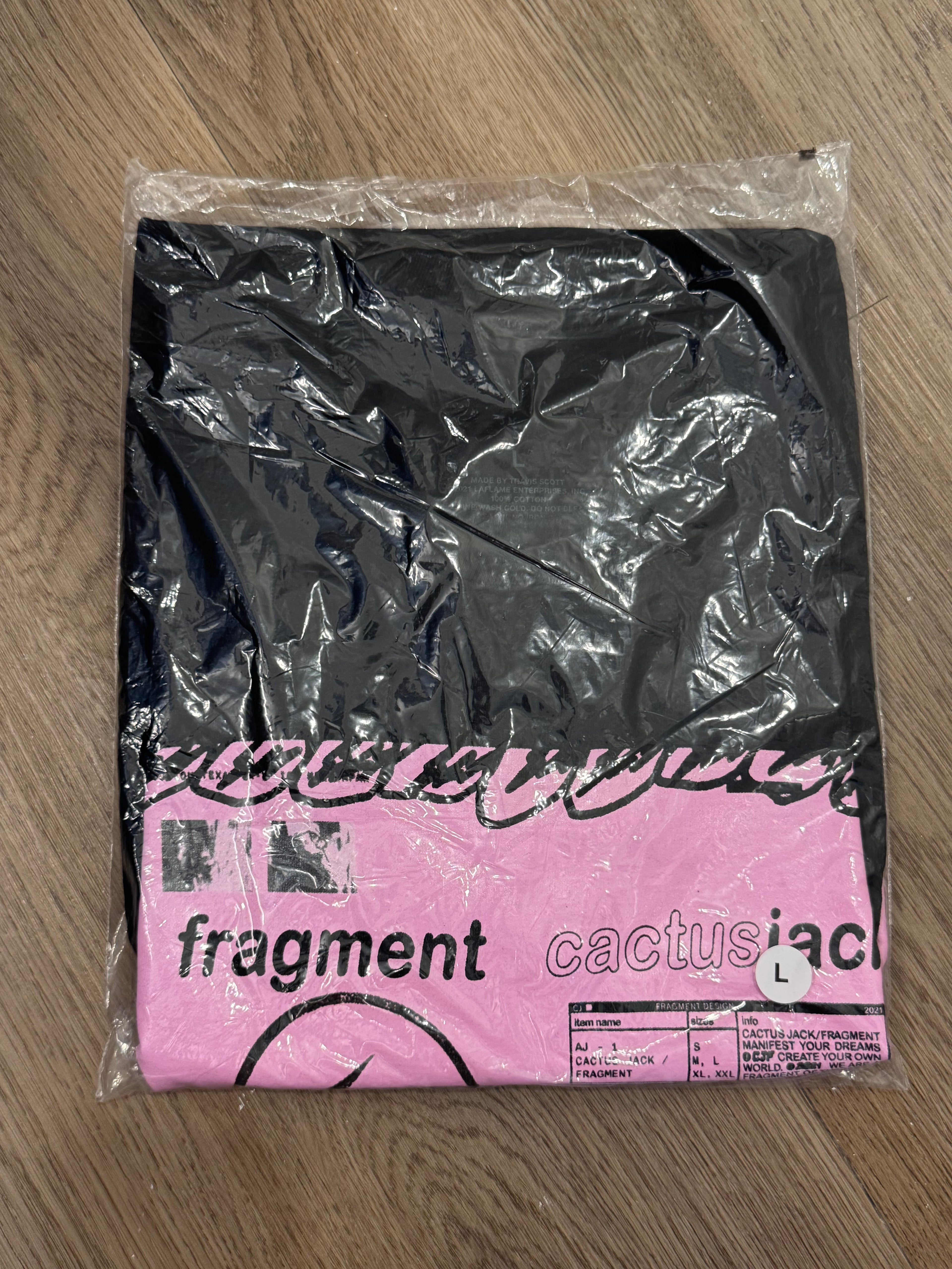 Travis Scott x Fragment “Pink Sunrise” Graphic T-Shirt – Black/Pink – Size L